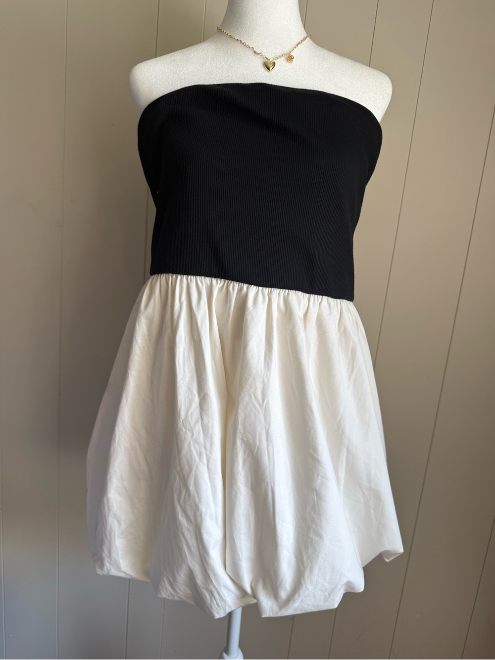 Strapless Black & White Bubble Hem Dress size L